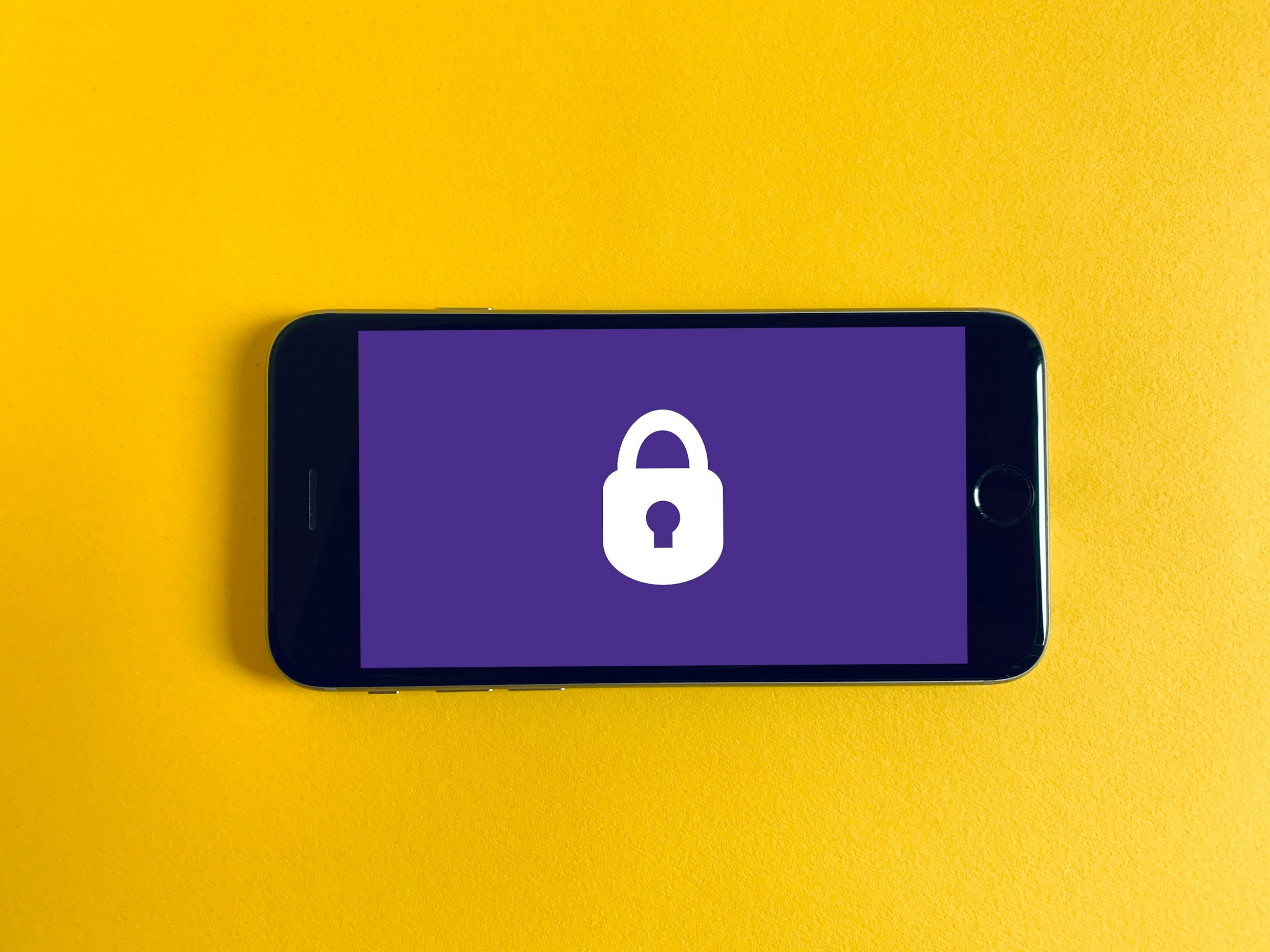 Cyber Security Smartphone Lock Protection